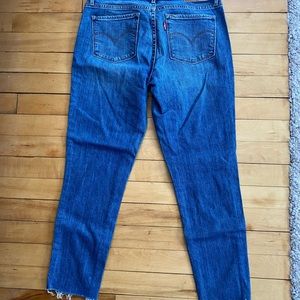 Levi’s 711 Skinny jeans